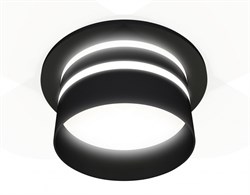 Ambrella Комплект встраиваемого светильника с акрилом XC7622042 SBK/FR черный песок/белый матовый MR16 GU5.3 (C7622, N7142) XC7622042 - фото 113326