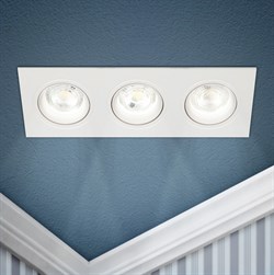 ЭРА Встраиваемый светильник декоративный KL92-3 WH MR16/GU5.3 белый, пластиковый Б0054376 - фото 113876