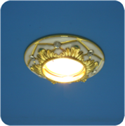 Italmac Regal 51 2 46 Светильник литой, неповоротный, MR 16, белый - золото Regal 51 2 46