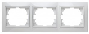 ЭРА 1-503-01 Intro Рамка на 3 поста гор., СУ, Plano, белый (14/280/2240) Б0027627